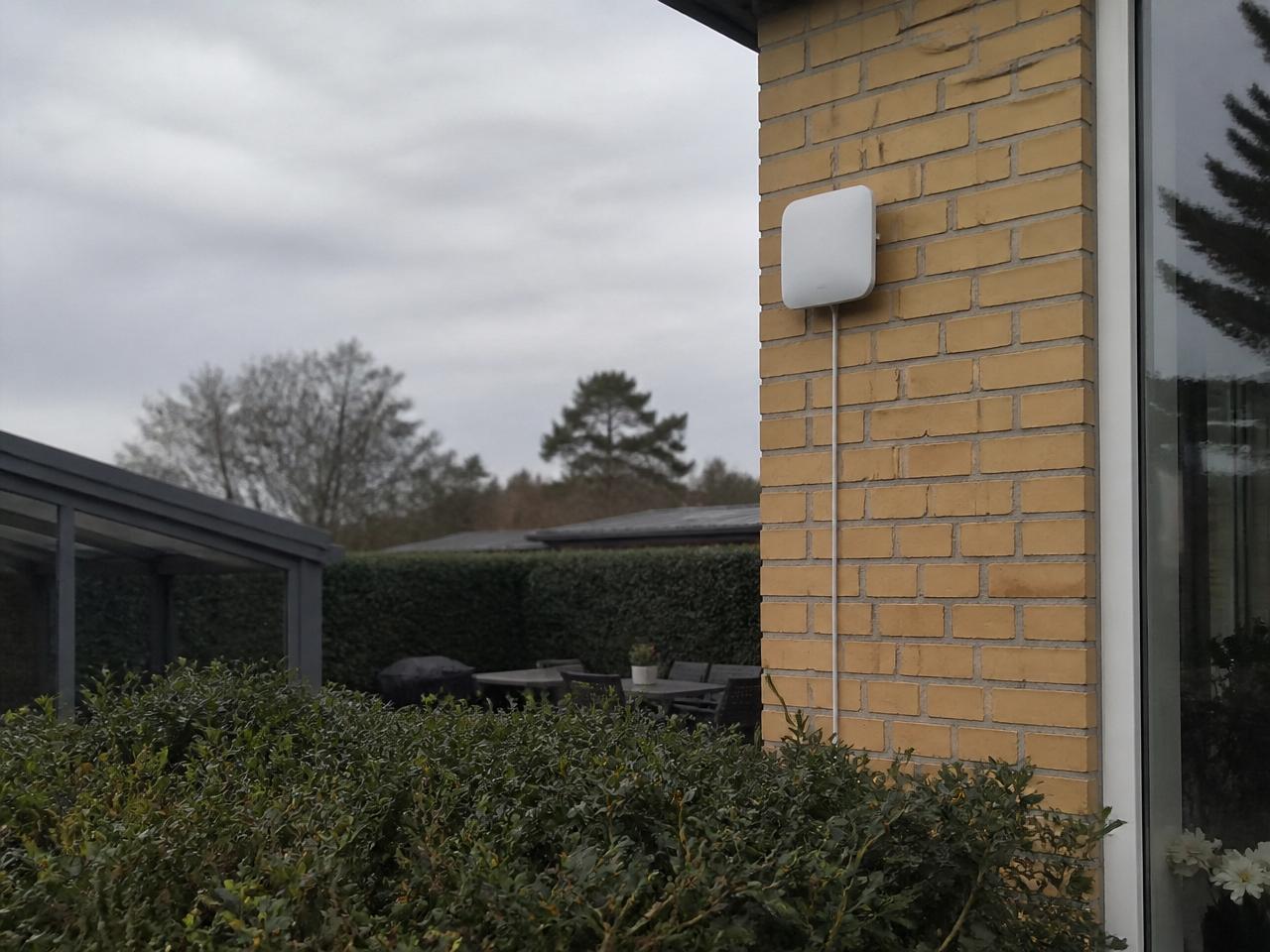 Toft Teknik tekniker — Access point installation — professionelt WiFi til hjem og erhverv